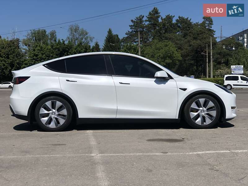 Внедорожник / Кроссовер Tesla Model Y 2023 в Белой Церкви