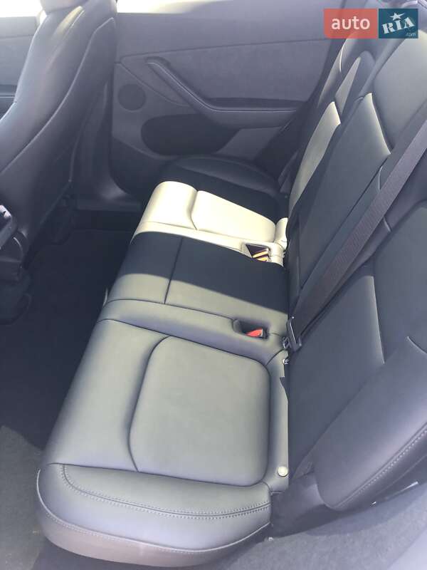 Внедорожник / Кроссовер Tesla Model Y 2023 в Белой Церкви