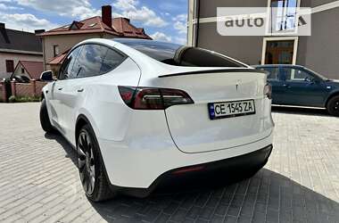 Позашляховик / Кросовер Tesla Model Y 2023 в Чернівцях