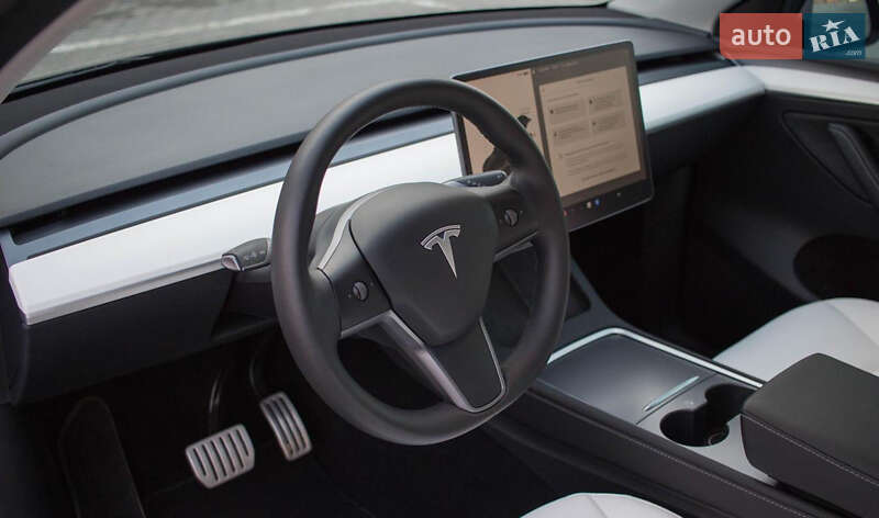 Внедорожник / Кроссовер Tesla Model Y 2023 в Хусте