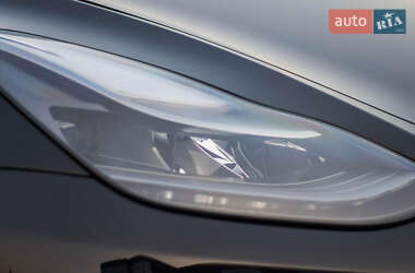 Внедорожник / Кроссовер Tesla Model Y 2023 в 