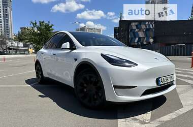 Внедорожник / Кроссовер Tesla Model Y 2022 в Киеве