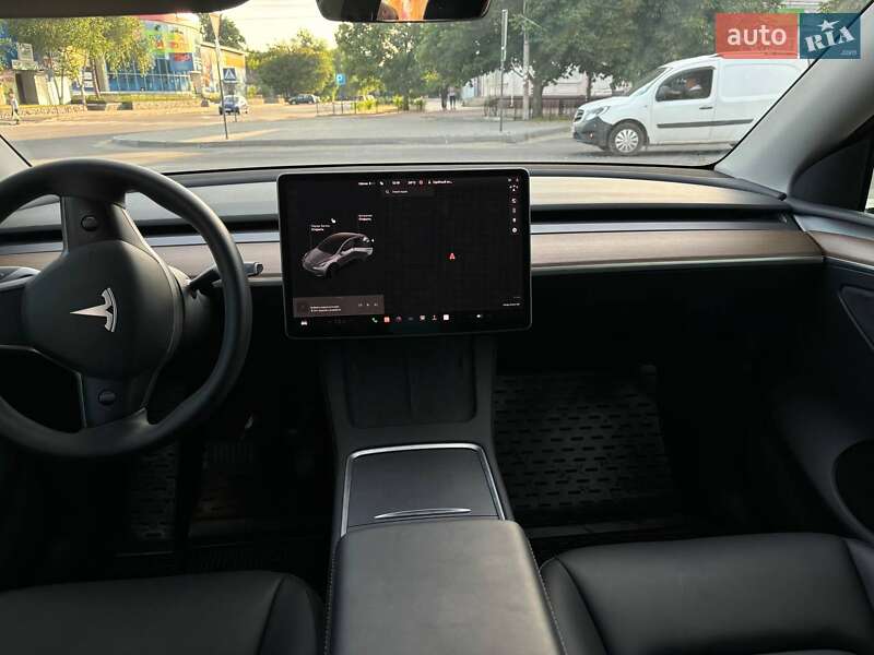 Внедорожник / Кроссовер Tesla Model Y 2023 в Новомосковске