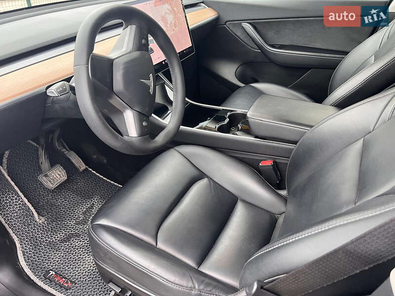 Позашляховик / Кросовер Tesla Model Y 2020 в Хмельницькому