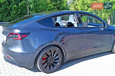 Внедорожник / Кроссовер Tesla Model Y 2022 в Львове