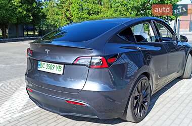 Внедорожник / Кроссовер Tesla Model Y 2022 в Львове