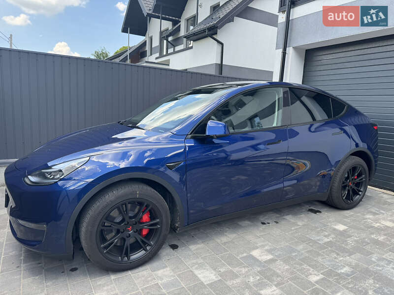 Внедорожник / Кроссовер Tesla Model Y 2023 в Львове фото 3 Внедорожник / Кроссовер Tesla Model Y 2023 в Львове