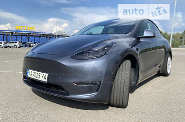 Позашляховик / Кросовер Tesla Model Y 2021 в Києві