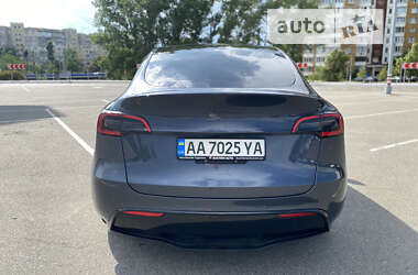 Позашляховик / Кросовер Tesla Model Y 2021 в Києві