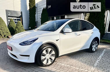 Позашляховик / Кросовер Tesla Model Y 2022 в Івано-Франківську