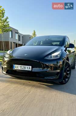 Внедорожник / Кроссовер Tesla Model Y 2022 в 