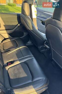 Внедорожник / Кроссовер Tesla Model Y 2022 в Днепре