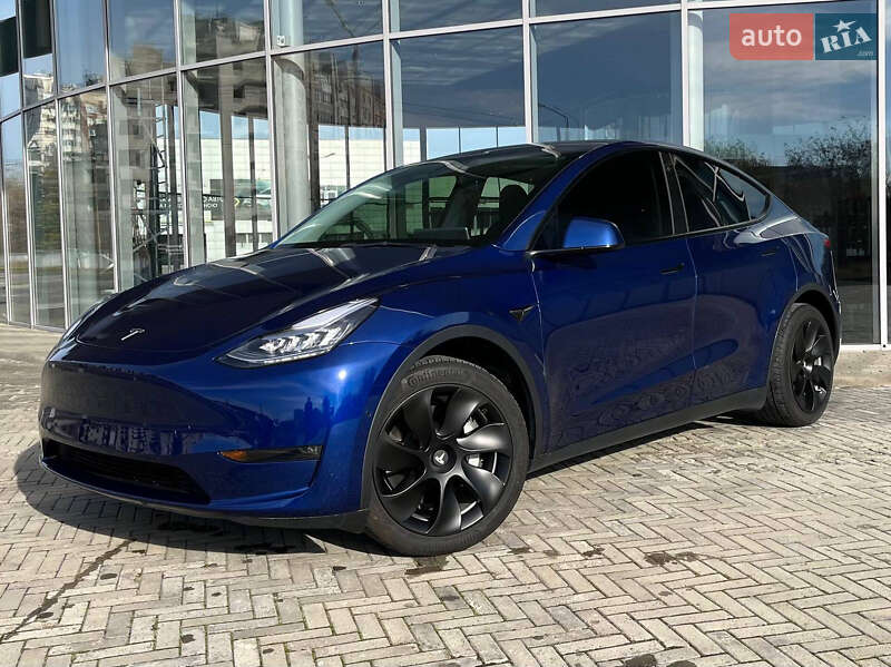 Позашляховик / Кросовер Tesla Model Y 2021 в Харкові