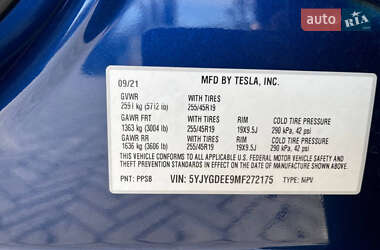 Внедорожник / Кроссовер Tesla Model Y 2021 в 