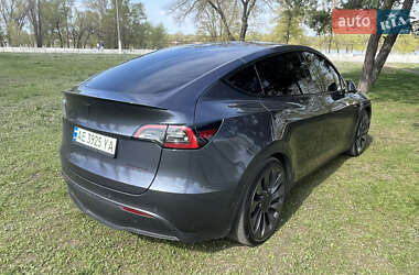 Внедорожник / Кроссовер Tesla Model Y 2022 в 