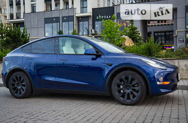 Внедорожник / Кроссовер Tesla Model Y 2021 в Львове