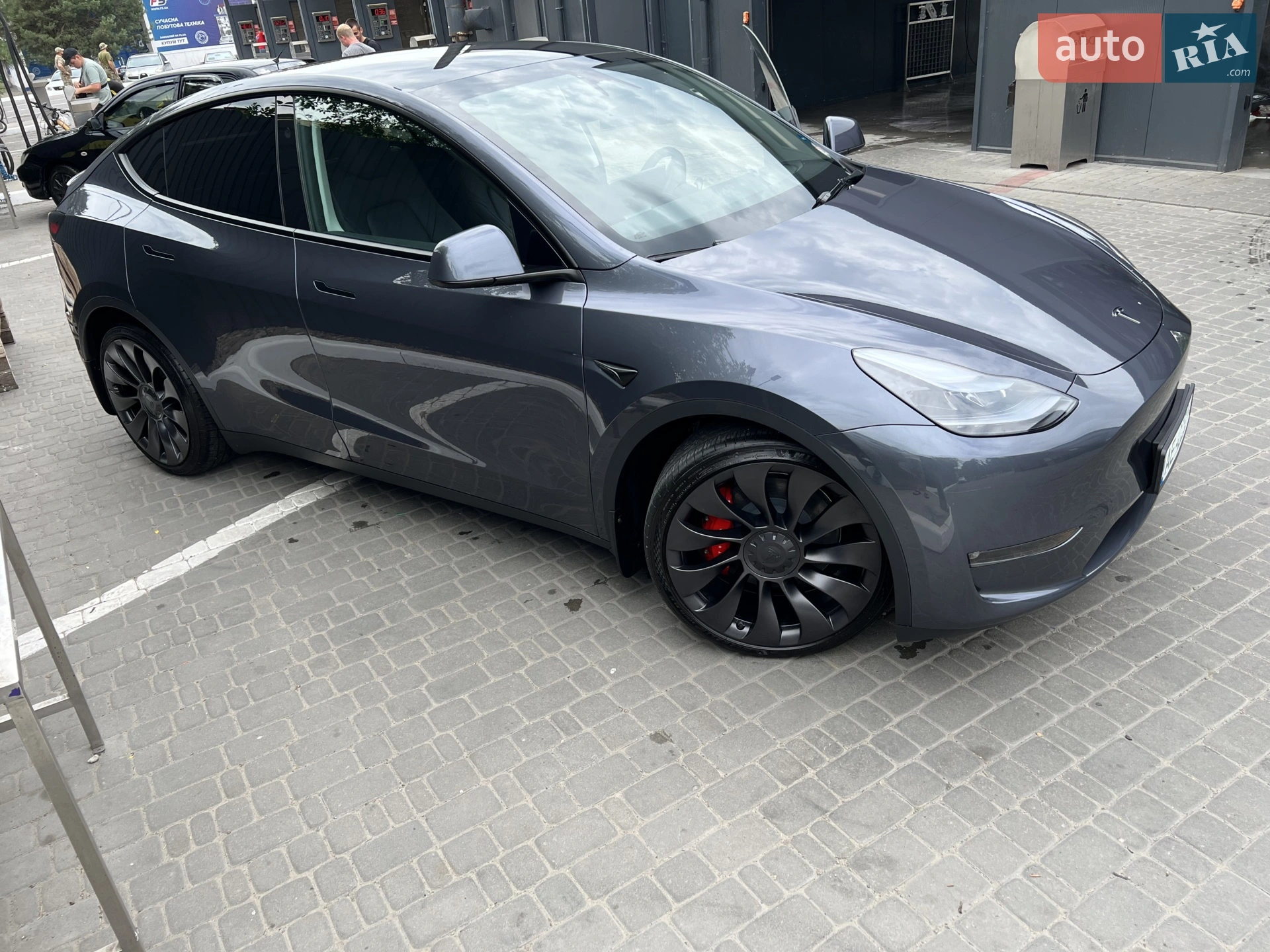 2023 Tesla Model Y - мініатюра 3