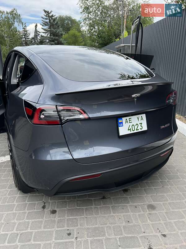 Внедорожник / Кроссовер Tesla Model Y 2023 в Днепре