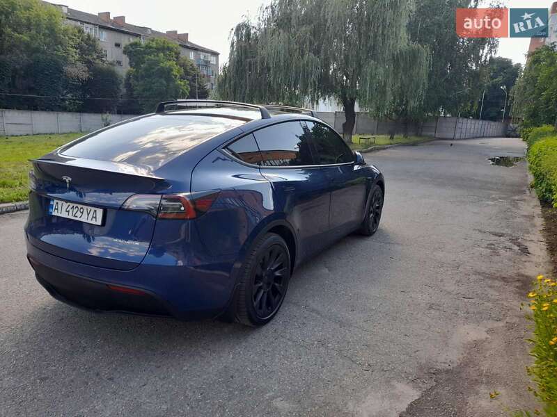 Внедорожник / Кроссовер Tesla Model Y 2022 в Киеве
