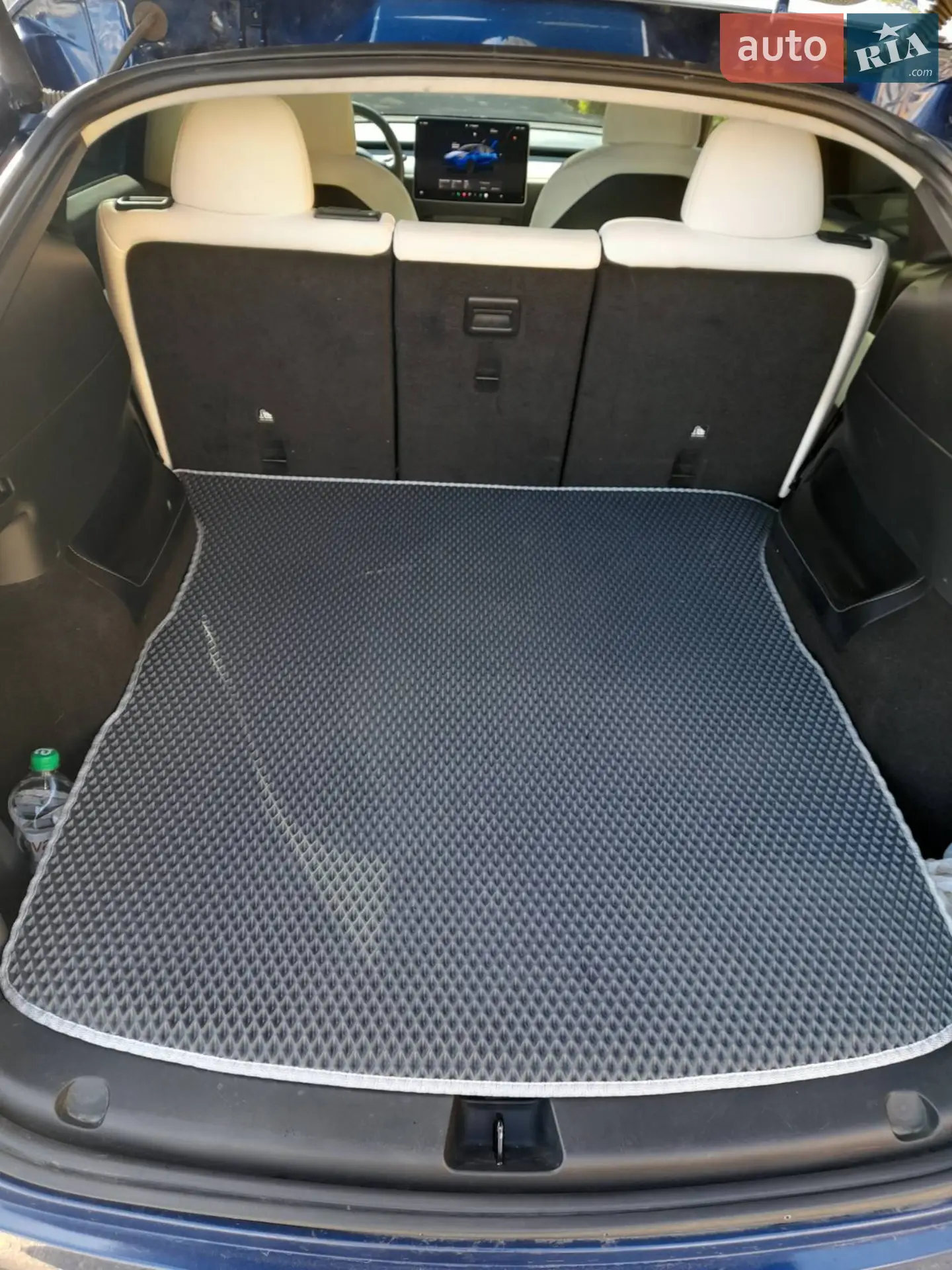 2022 Tesla Model Y - мініатюра 9