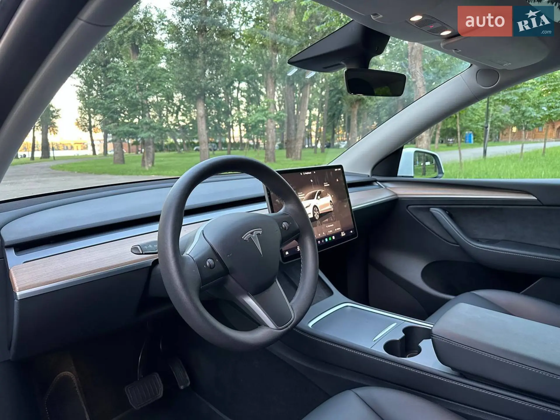 2022 Tesla Model Y - мініатюра 15