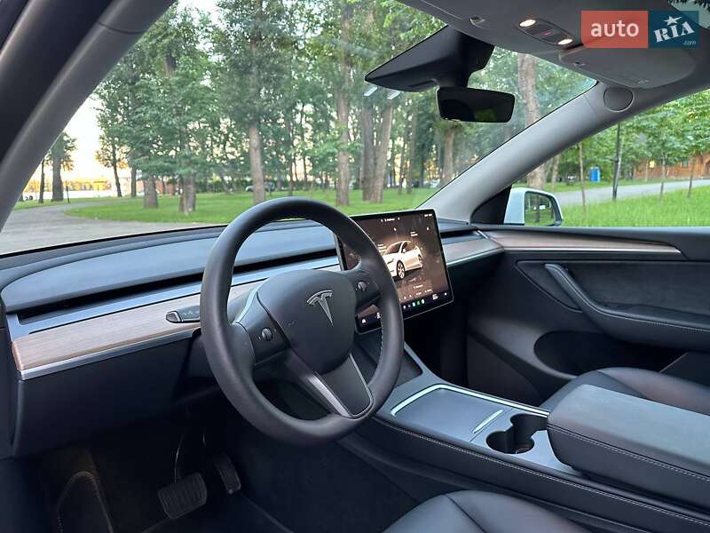 Внедорожник / Кроссовер Tesla Model Y 2022 в Киеве фото 15 Внедорожник / Кроссовер Tesla Model Y 2022 в Киеве