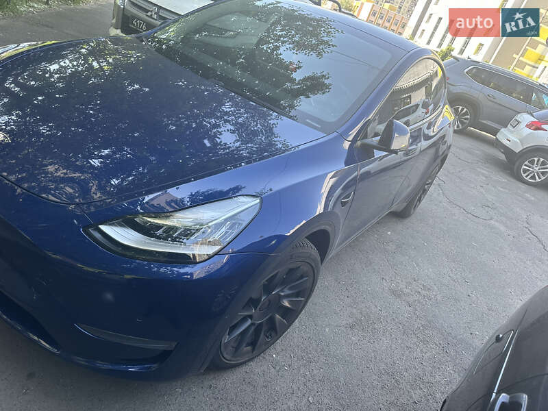 Внедорожник / Кроссовер Tesla Model Y 2022 в Киеве