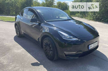 Позашляховик / Кросовер Tesla Model Y 2021 в Рівному