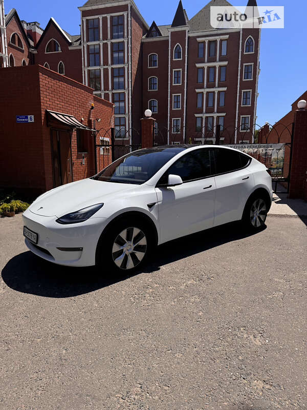 Внедорожник / Кроссовер Tesla Model Y 2022 в 