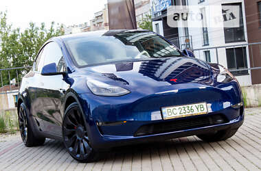 Внедорожник / Кроссовер Tesla Model Y 2022 в Львове