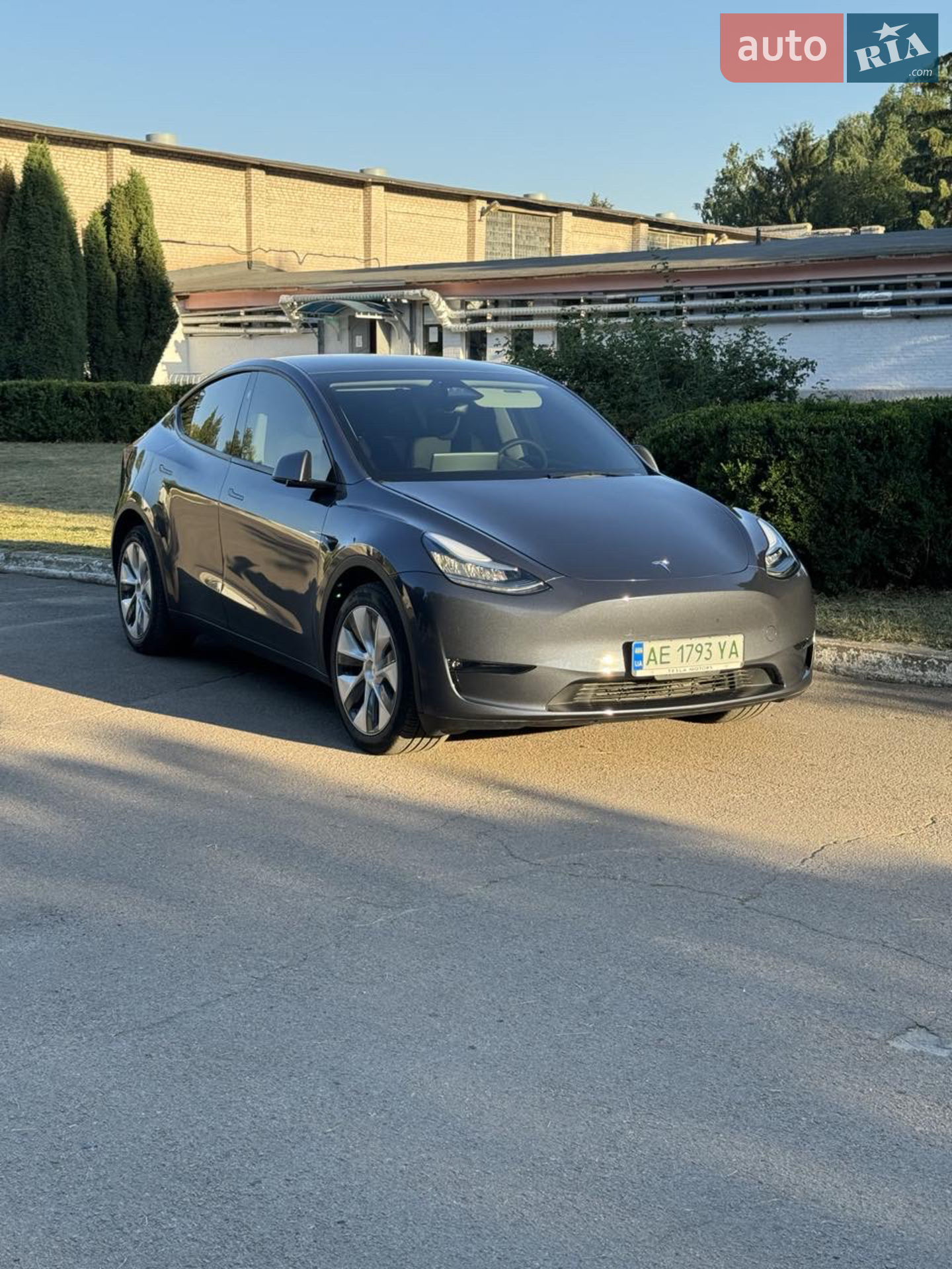 2023 Tesla Model Y - мініатюра 2