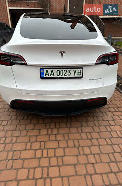 Внедорожник / Кроссовер Tesla Model Y 2022 в Киеве