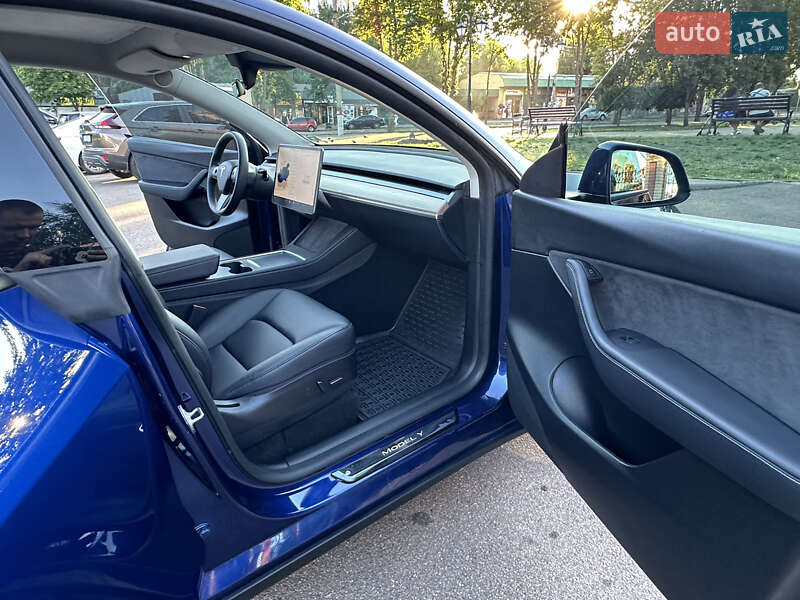 Внедорожник / Кроссовер Tesla Model Y 2022 в Кривом Роге фото 17 Внедорожник / Кроссовер Tesla Model Y 2022 в Кривом Роге