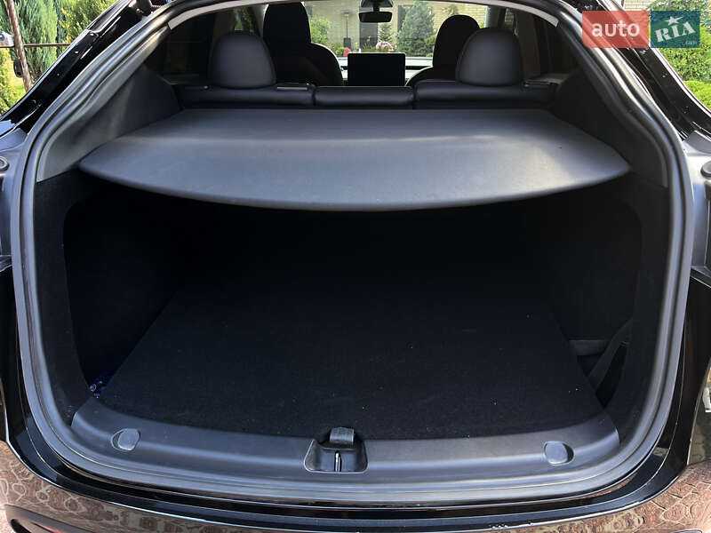 Внедорожник / Кроссовер Tesla Model Y 2023 в Харькове