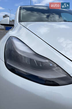 Внедорожник / Кроссовер Tesla Model Y 2022 в 