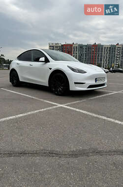 Внедорожник / Кроссовер Tesla Model Y 2022 в 