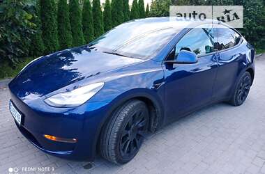 Позашляховик / Кросовер Tesla Model Y 2021 в Львові