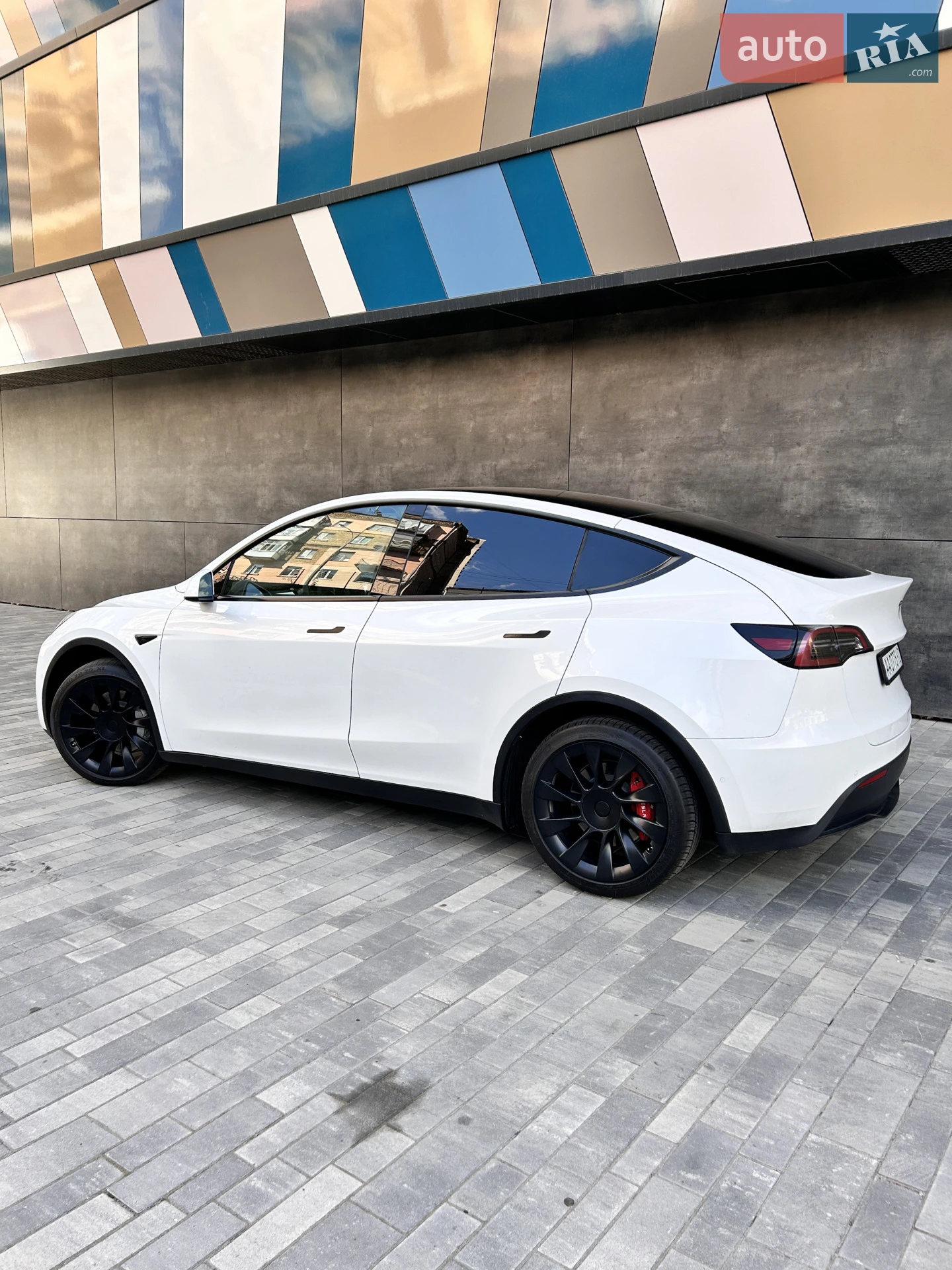 2022 Tesla Model Y - мініатюра 9