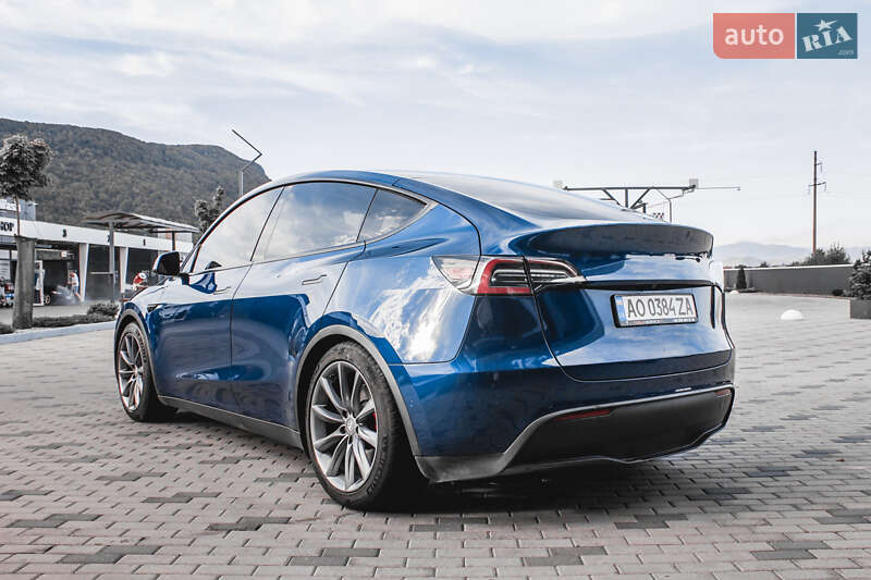 Внедорожник / Кроссовер Tesla Model Y 2020 в Хусте