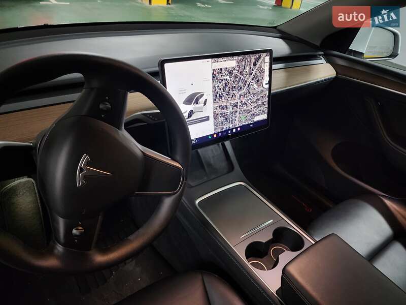 Позашляховик / Кросовер Tesla Model Y 2022 в Києві