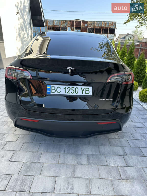 Внедорожник / Кроссовер Tesla Model Y 2021 в Дрогобыче