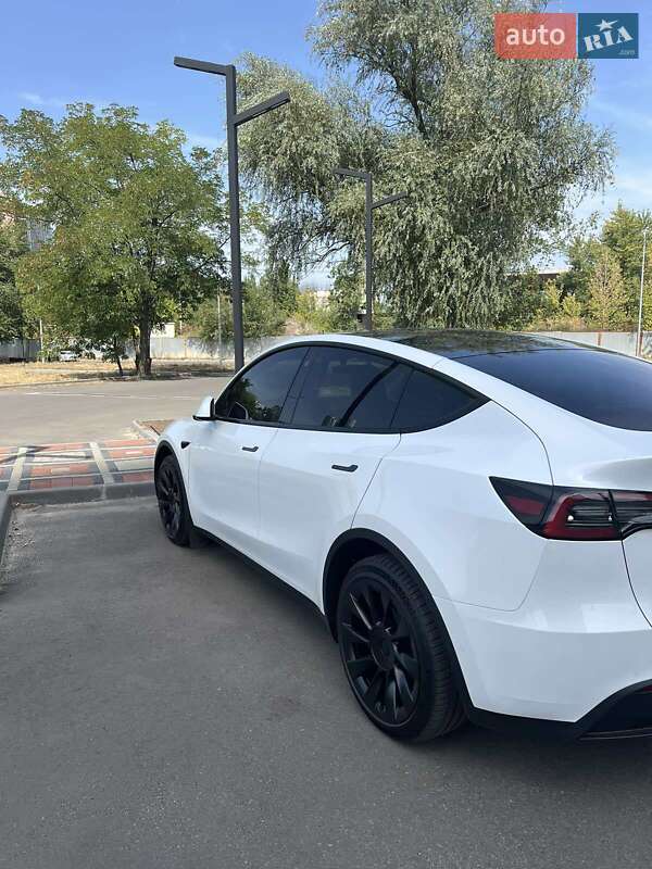 Внедорожник / Кроссовер Tesla Model Y 2022 в Днепре фото 5 Внедорожник / Кроссовер Tesla Model Y 2022 в Днепре