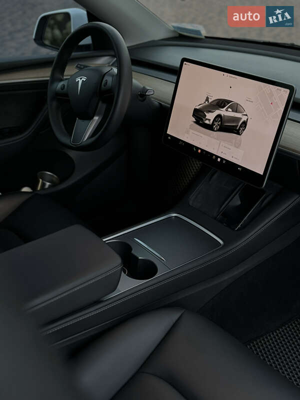 Позашляховик / Кросовер Tesla Model Y 2023 в Броварах