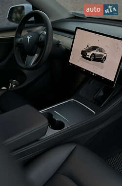 Внедорожник / Кроссовер Tesla Model Y 2023 в 
