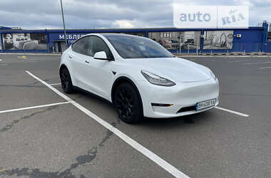 Внедорожник / Кроссовер Tesla Model Y 2020 в Одессе