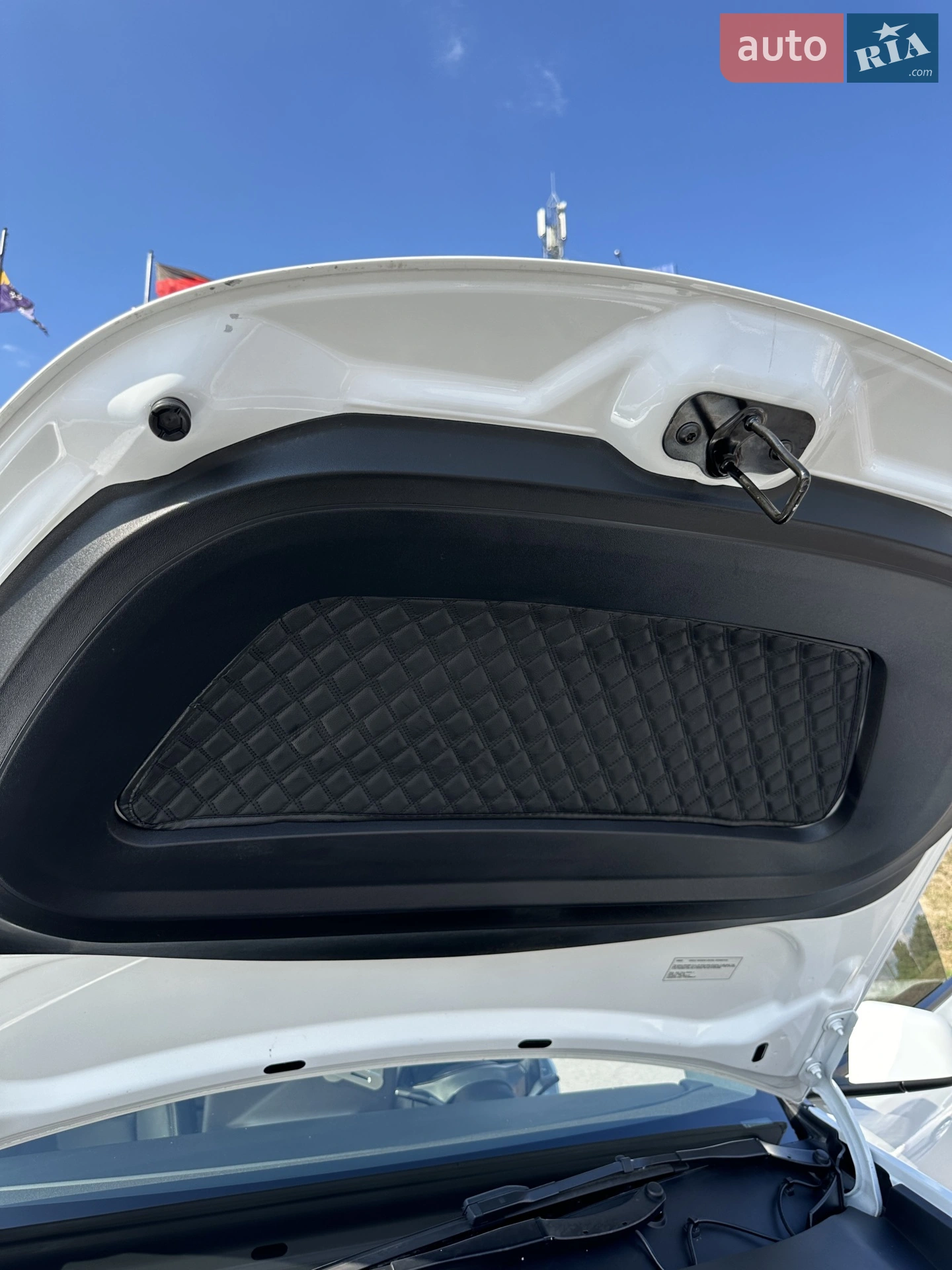 2023 Tesla Model Y - мініатюра 20
