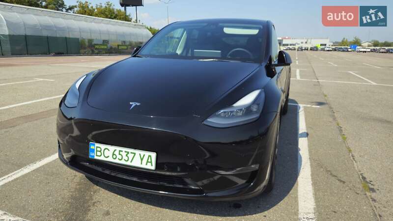 Внедорожник / Кроссовер Tesla Model Y 2021 в Львове