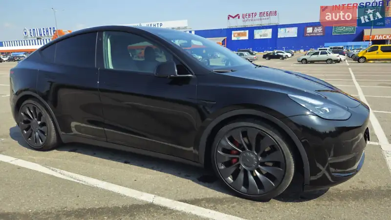 Tesla Model Y