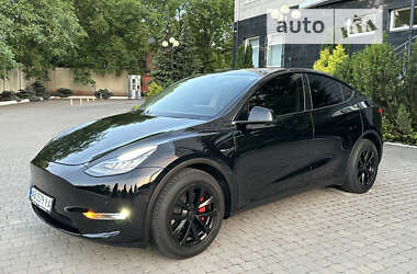 Внедорожник / Кроссовер Tesla Model Y 2020 в 