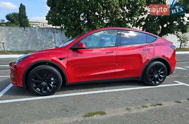 Внедорожник / Кроссовер Tesla Model Y 2023 в Киеве